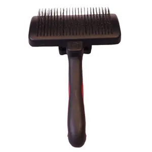 Cat brush Martin Sellier Hygenicarde image-0