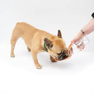 Dog Water Bottle Leaf Martin Sellier image-2