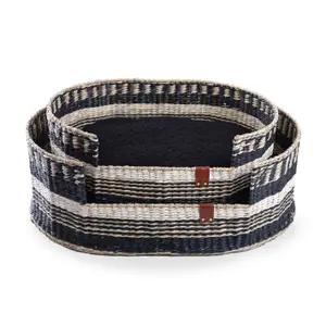 Oval dog bed Martin Sellier (x2)