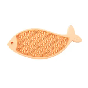 Tapete de lambe-lambe de peixe em silicone Martin Sellier image-0