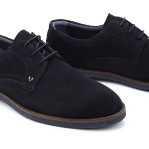 Derbie Martinelli Douglas image-6