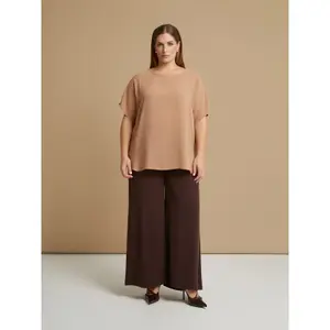 Women’s Crepe Top Mat Fashion image-1