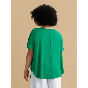 Women’s Crepe Top Mat Fashion image-3