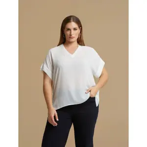Women’s V-neck blouse Mat Fashion Essential image-2