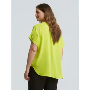 Women’s Crepe Top Mat Fashion image-3