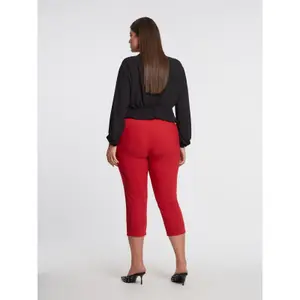 Women's Capri Jogging Trousers Mat Fashion Basic image-2