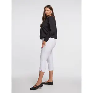 Women's Capri Jogging Trousers Mat Fashion Basic image-3