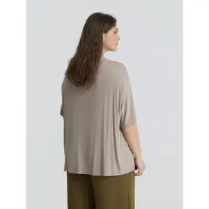 Women's viscose T-shirt Mat Fashion image-3