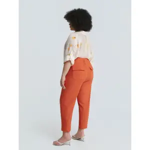 Carrot Trousers with Front Pleat for Women Mat Fashion image-2