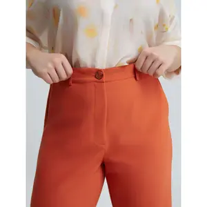Carrot Trousers with Front Pleat for Women Mat Fashion image-4