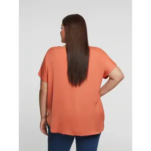 Women's Round Neck Top Mat Fashion image-3