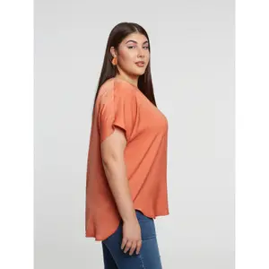 Women's Round Neck Top Mat Fashion image-4