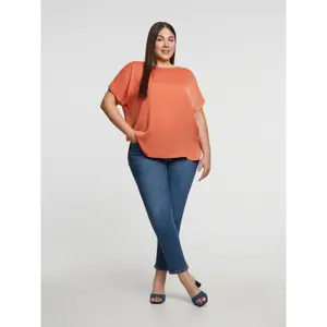 Women's Round Neck Top Mat Fashion image-2