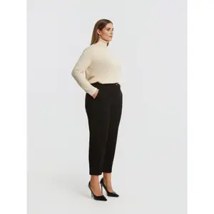 Women's Carrot Trousers Mat Fashion image-3