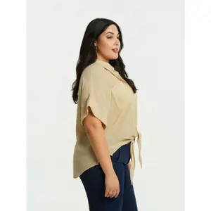 Women's Pocketed Panel Shirt with Front Tie Mat Fashion image-4