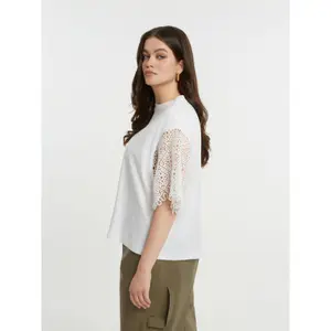 Women's Crocheted Sleeve T-Shirt Mat Fashion image-3