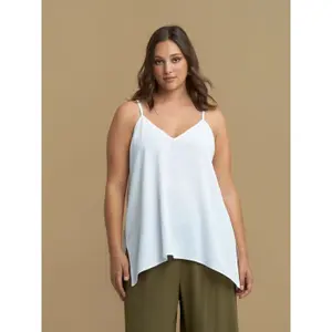 Women's Crepe Vest Mat Fashion Essential image-1