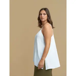 Women's Crepe Vest Mat Fashion Essential image-4