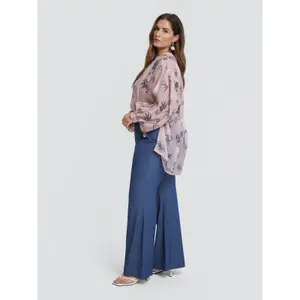 Women's Long Sleeve Bow Neck Blouse Mat Fashion image-3