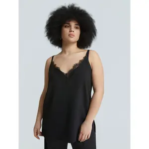 Women’s Ornate V-Neck Top Mat Fashion image-1
