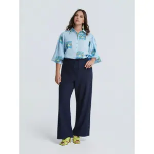 Women's Long Sleeve Shirt with Pearlescent Buttons Mat Fashion image-1