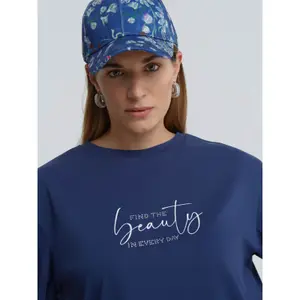 Women's Rhinestone Logo T-shirt Mat Fashion image-4