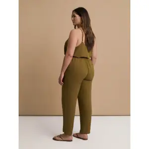 Women's Tapered Crepe Trousers Mat Fashion image-2