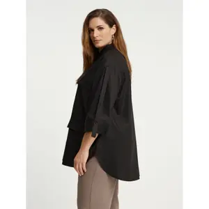 Chemise en popeline à poches plaquées femme Mat Fashion image-3