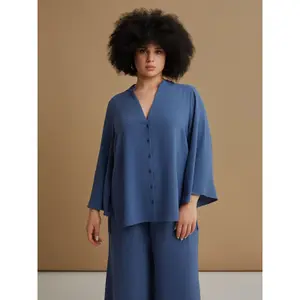 Women's V-Neck Crepe Blouse Mat Fashion Airwashed image-2
