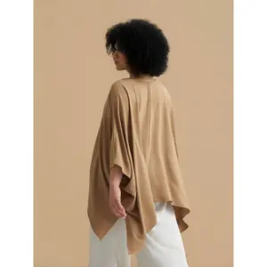 Women's V-Neck Crepe Blouse with Dipped Sides Mat Fashion Airwashed image-3