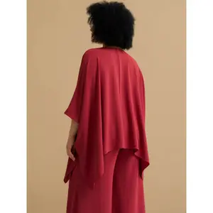Women's V-Neck Crepe Blouse with Dipped Sides Mat Fashion Airwashed image-2