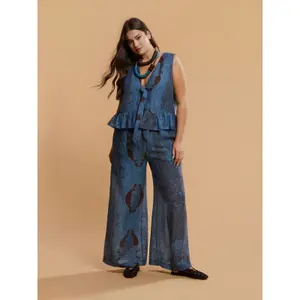 Sleeveless Paisley Pattern Blouse with Tie Detail Women's Mat Fashion image-2