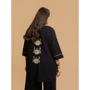 Chemise manches longues motif brodé au dos femme Mat Fashion image-3