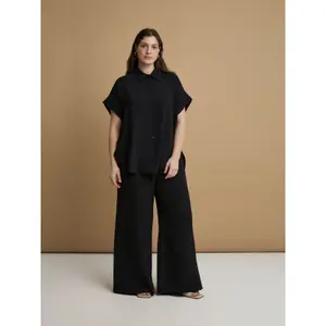 Round Hem Crepe Blouse Women Mat Fashion image-2