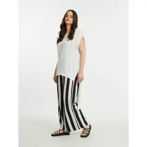 Asymmetrical Knit Tunic for Women Mat Fashion image-1