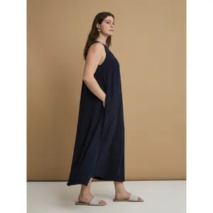 Sleeveless Long Crepe Dress for Women Mat Fashion image-3