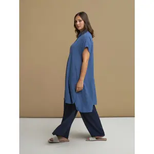 Womens Midi Shirt Dress in Crepe Mat Fashion image-3