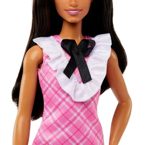 Fashionista doll with tartan dress Mattel image-4