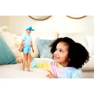 Ken doll beach day doll Mattel image-2