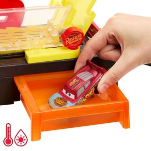 Juego de coche estación de lavado Mattel Disney Cars Race Ready image-2