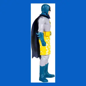 Figurine McFarlane Toys DC Retro Batman 66 Swim Shorts image-3