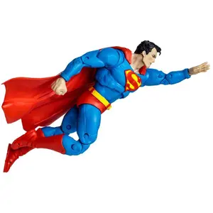 Figurine McFarlane Toys DC Multiverse Superman (Hush) image-3