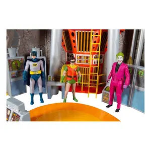 Figurine McFarlane Toys DC Retro Batman 66 Batcave image-2