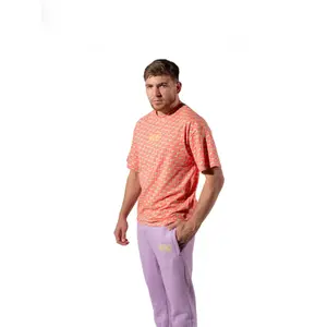 T-shirt Metal Boxe Post Cutting Treats image-1