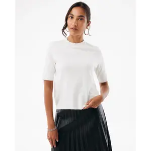 Women's Round Neck Embellished T-Shirt Mexx image-2