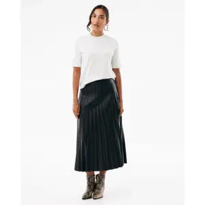 Women's Round Neck Embellished T-Shirt Mexx image-3