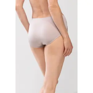 Cuecas de cintura alta para mulheres Mey Luxurious image-1