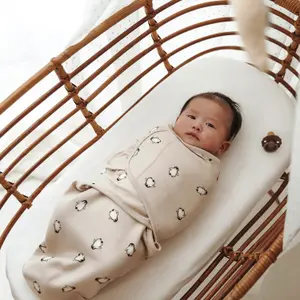 Swaddlingfilt för spädbarn Meyco Baby Penguin image-1