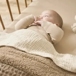 Teddy Baby Waffle Fabric Blanket Meyco Baby image-3