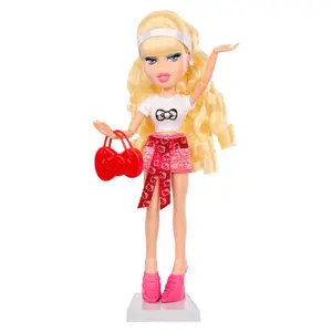 Doll Mga Bratz Hello Kitty Cloe image-4